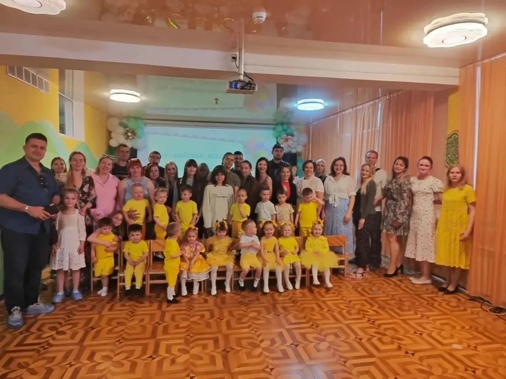 Первый выпускной наших «Карапузиков» 🧸🎉
1- ой ясельной группы.

 Вот и состоялся торжественный, кр