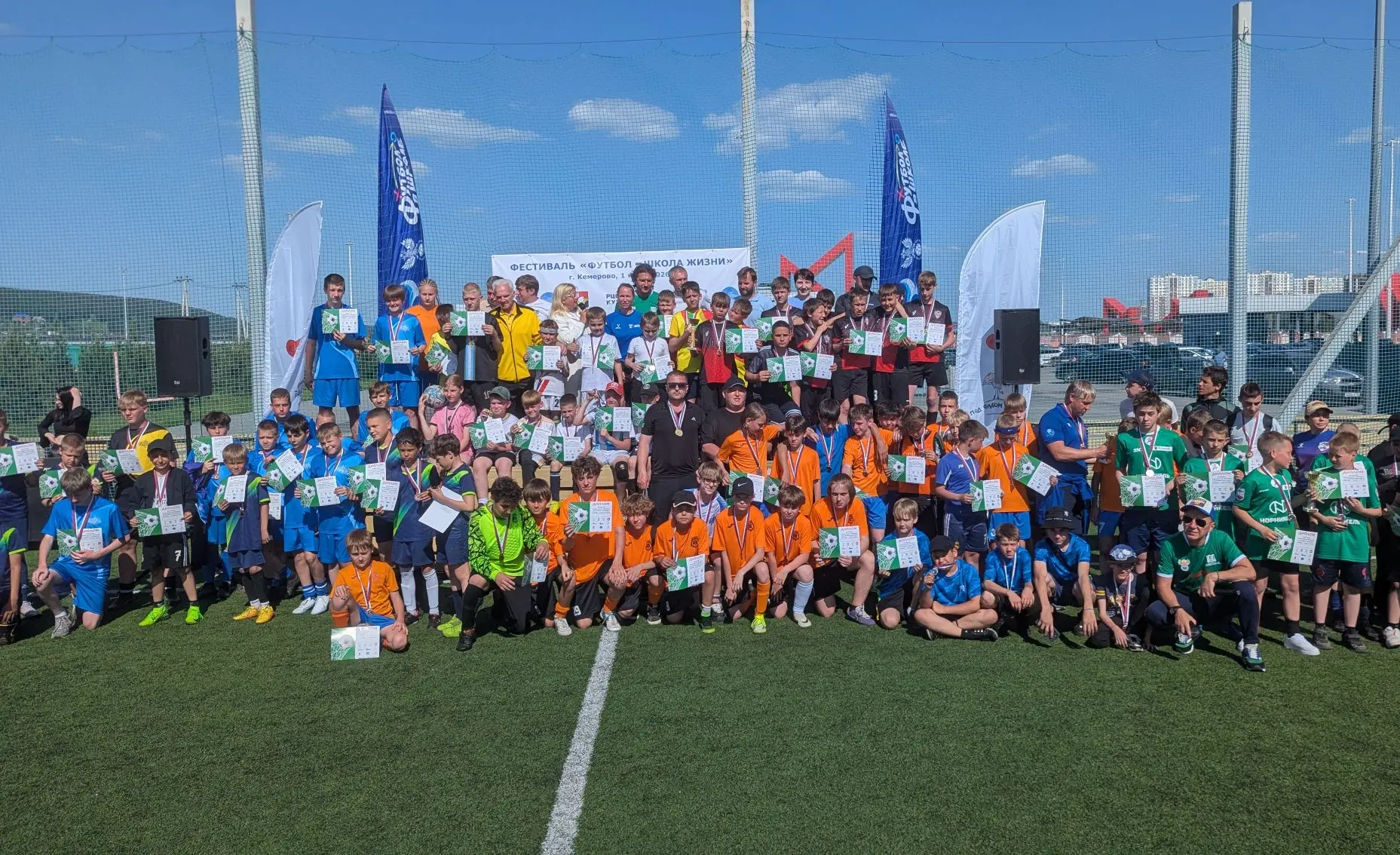 🏆🥇 АБСОЛЮТНЫЙ ТРИУМФ НАШИХ ЧЕМПИОНОВ! ДВА ЗОЛОТА ИЗ ДВУХ! 🥇🏆

 Сегодня на футбольном поле Ледово
