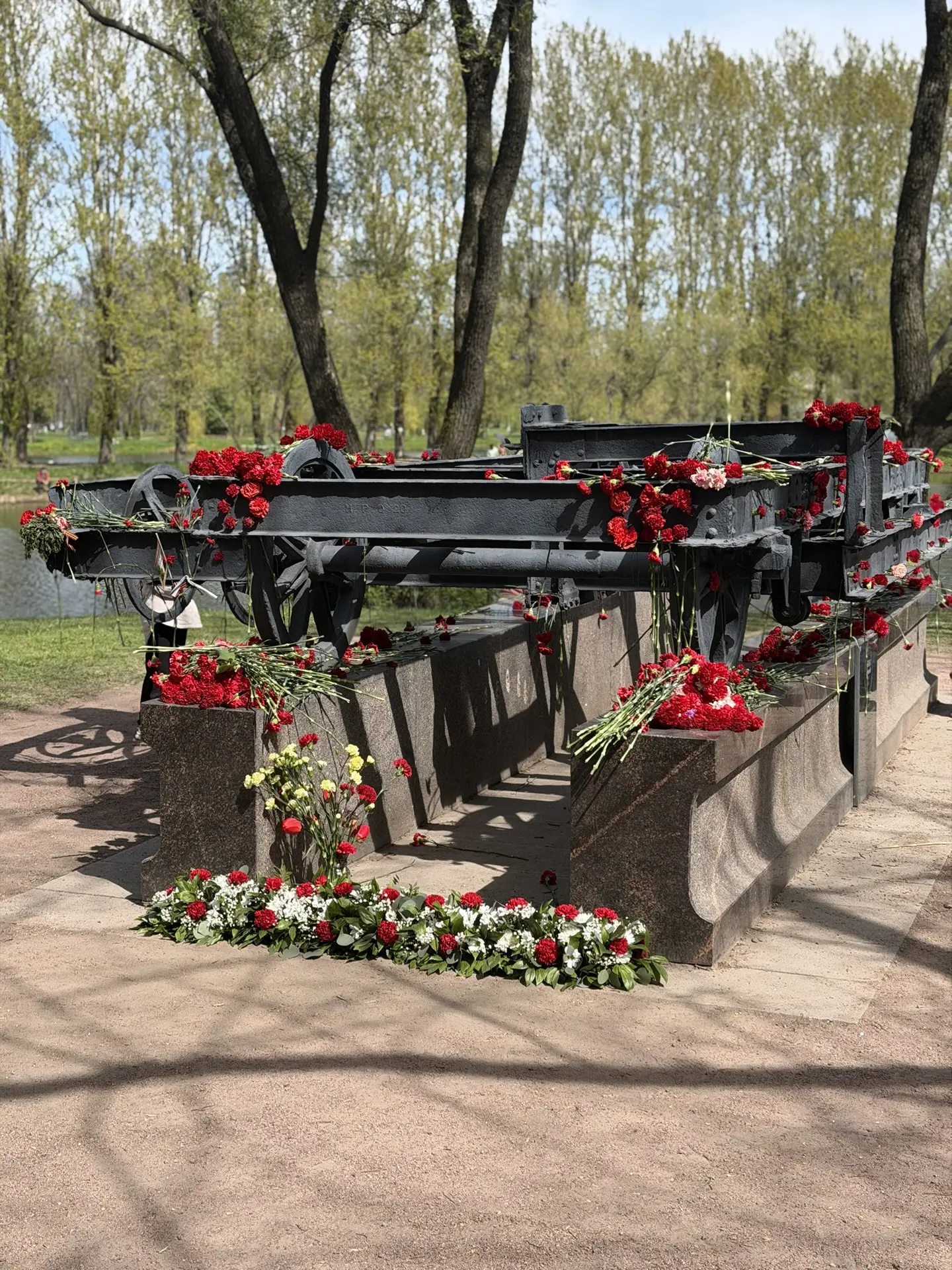 С Днём Победы! 🧡🖤