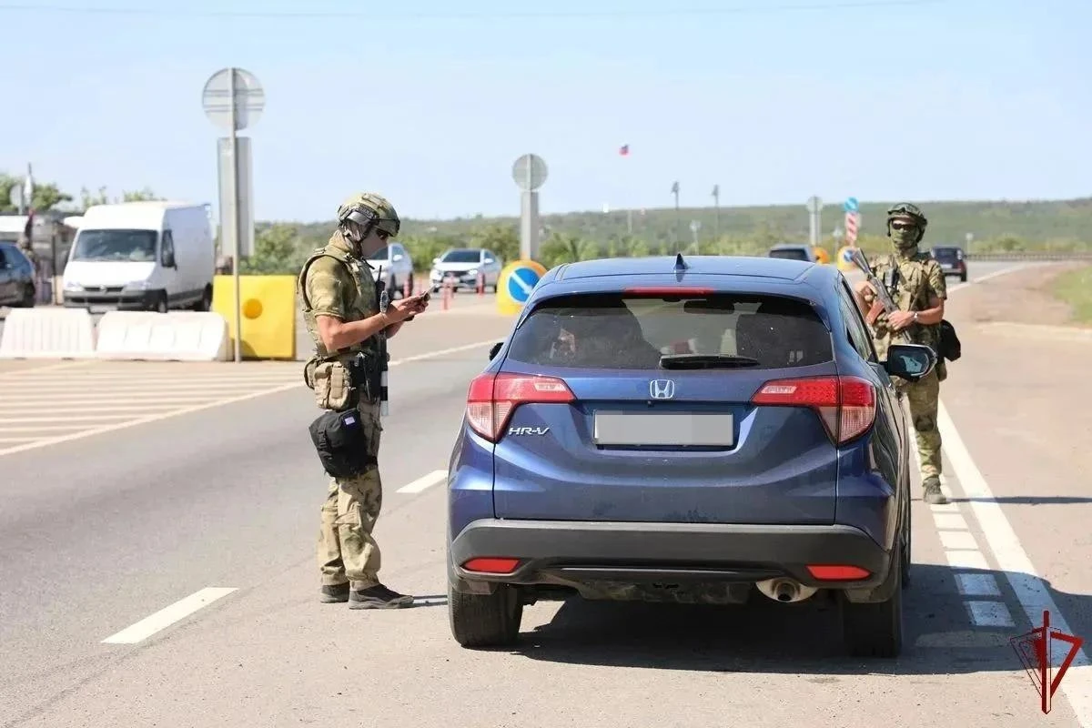 😳 Почти 40 человек задержали на блокпостах ЛНР всего за месяц.
