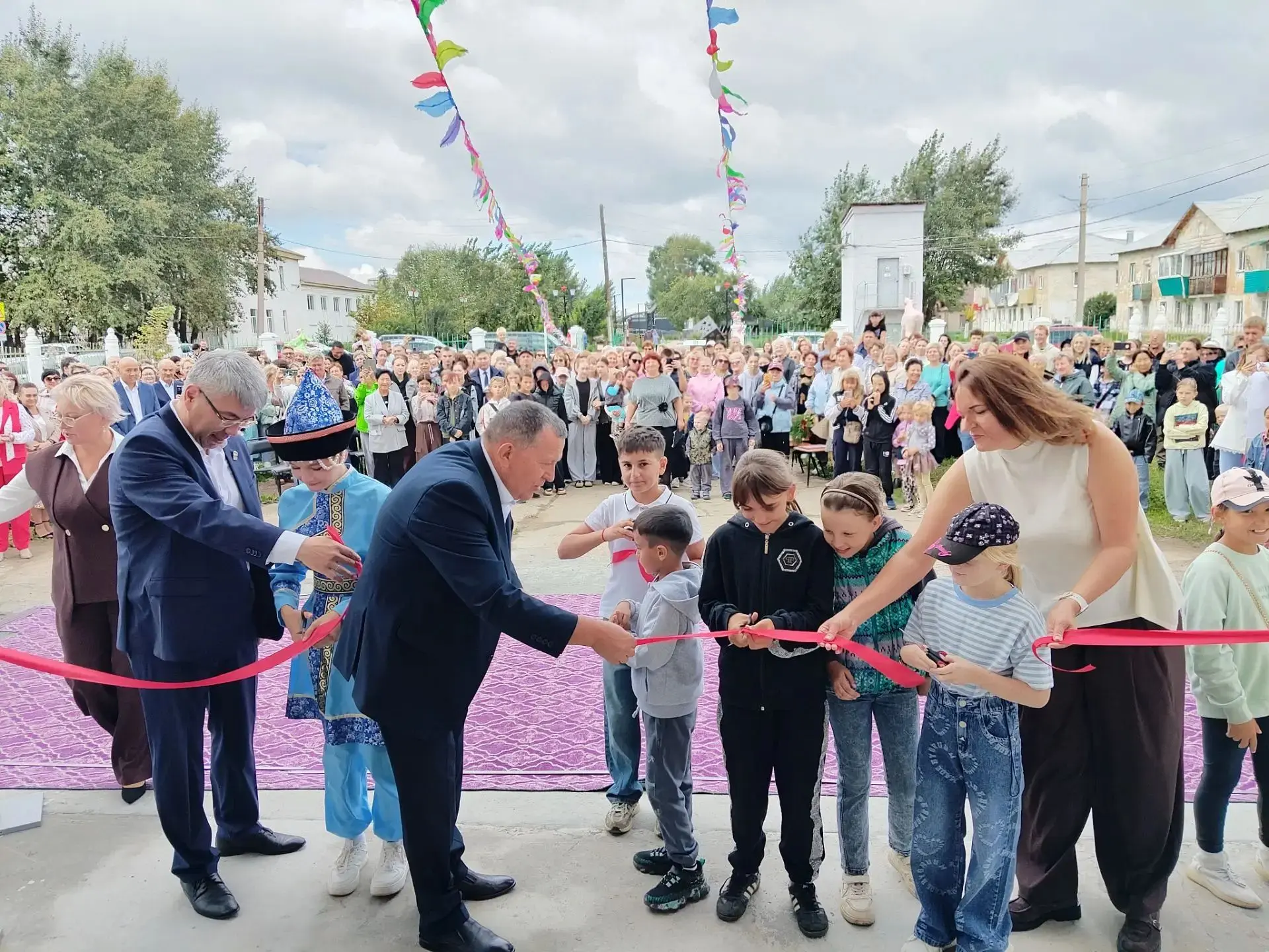 **Дом творчества снова распахнул свои двери! Праздник после большого обновления 🎉**