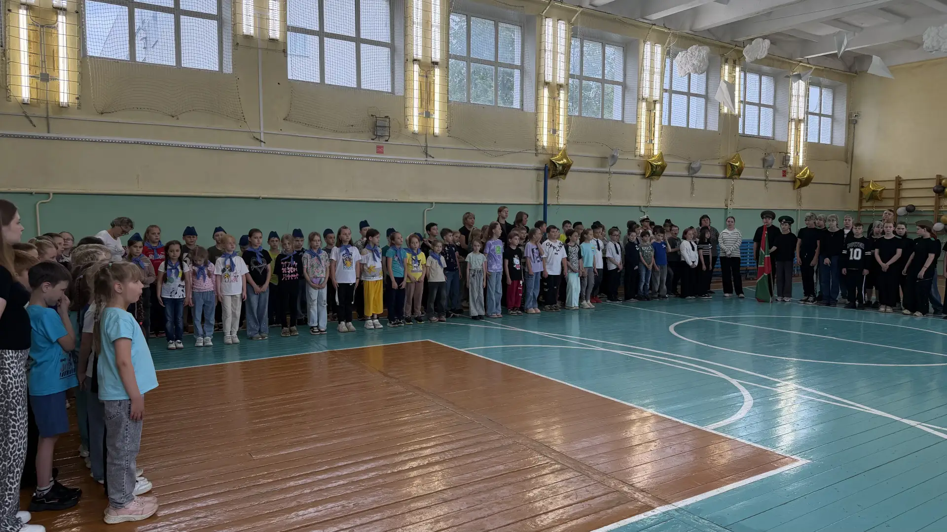 22 июня — День памяти и скорби.
Сегодня в нашем школьном лагере прошла традиционная линейка Памяти и