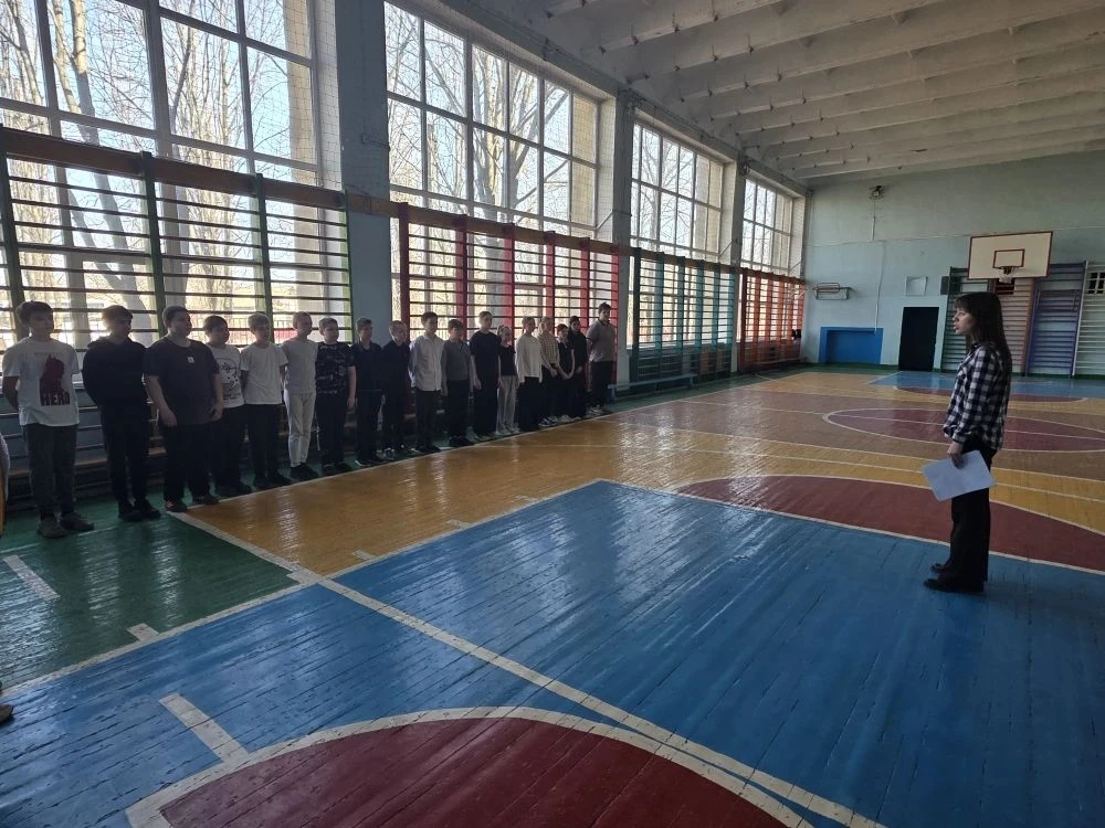 13 марта инспектор ОПДН  Куштейко Ольга Сергеевна провела профилактические беседы с обучающимися 6-8
