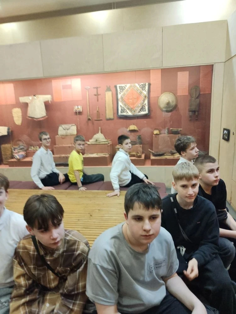 ✨ ПУТЕШЕСТВИЕ В ПРОШЛОЕ : гимназисты в гостях у Музея истории Дальнего Востока имени В.К. Арсеньева.