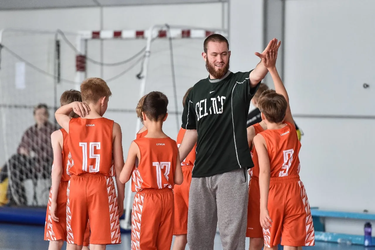 🏀 Участник СВО развивает баскетбол во Владивостоке