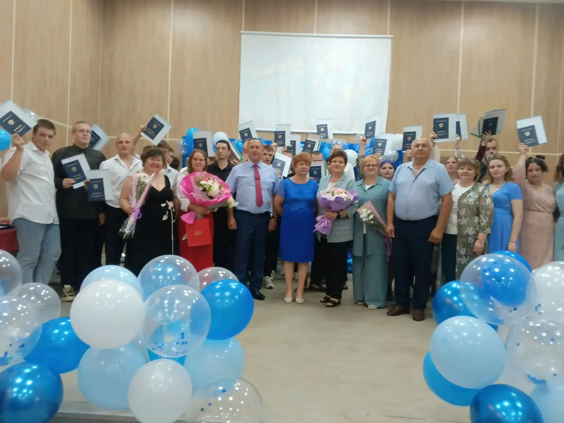 🎓Прощай, студенчество! Здравствуй, взрослая жизнь!

30 июня в Починковском индустриально-технологич