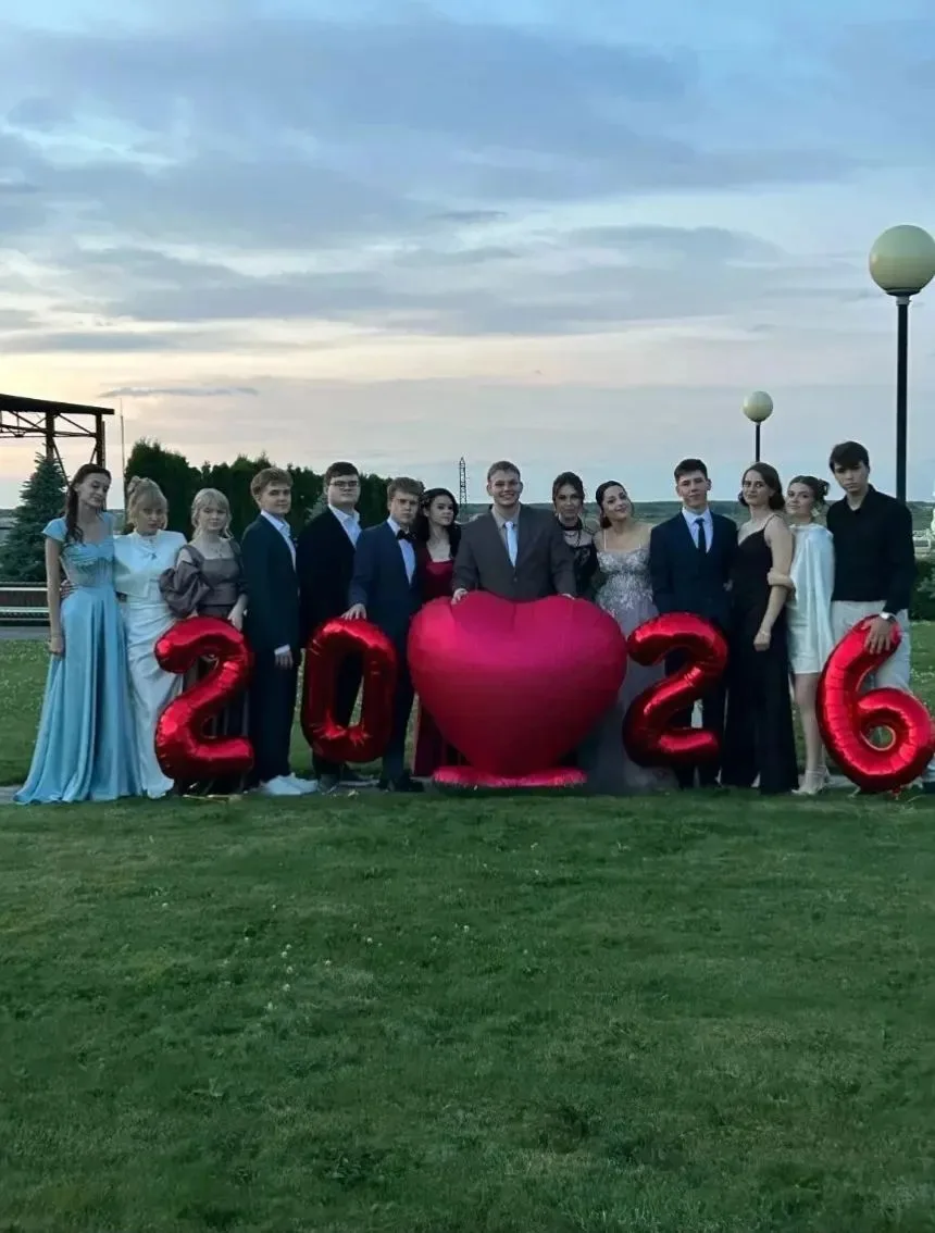 Выпускной в 11 классе гимназии.