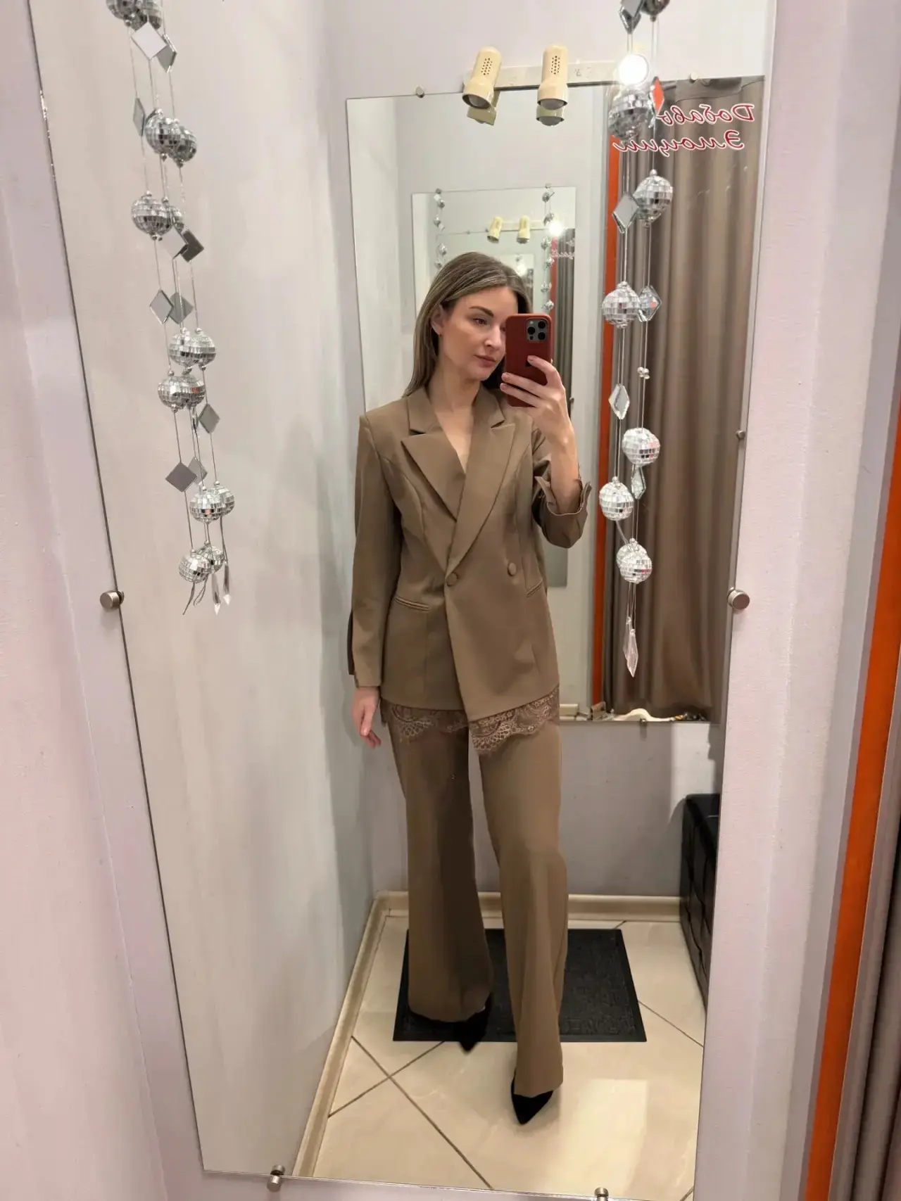 И конечно же обзор из магазина Casual (3 этаж, мфк Северное Нагорное) 🌹