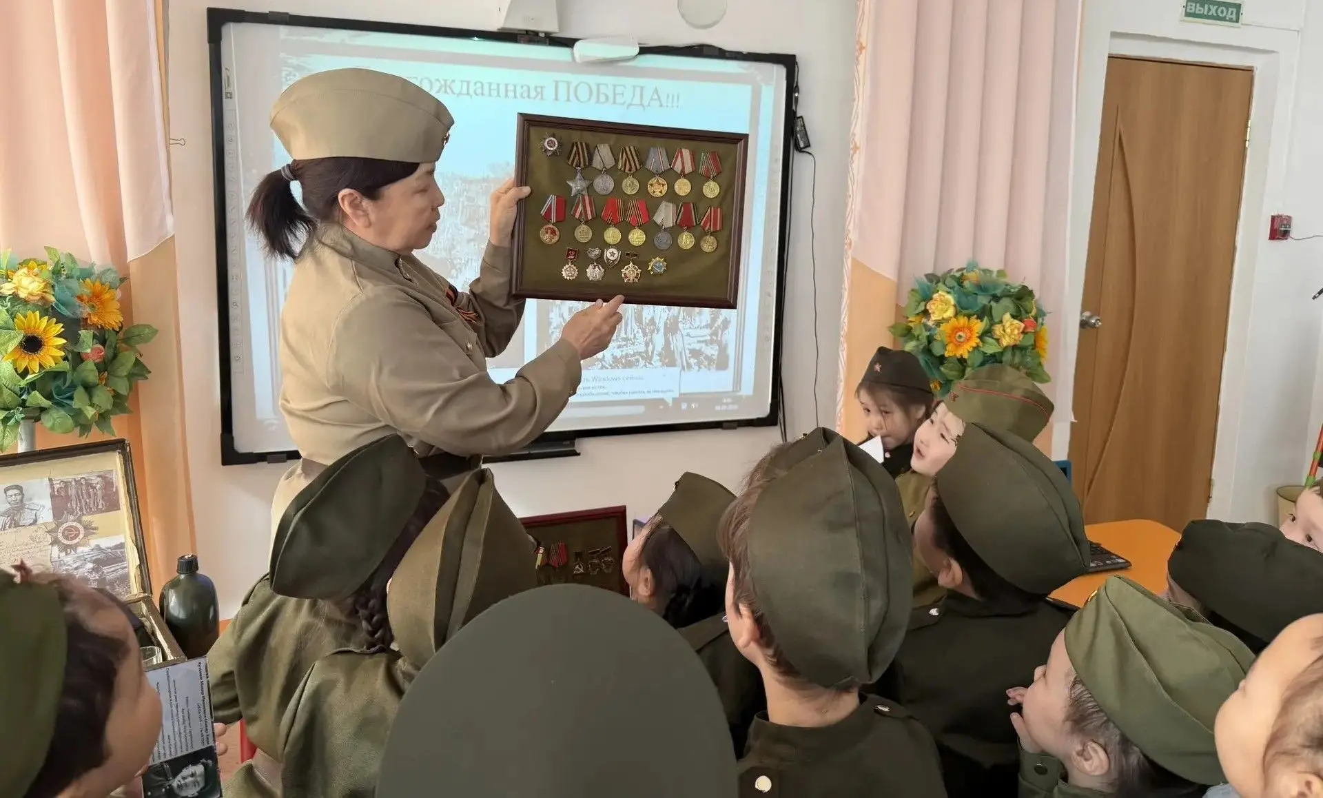 9 мая — одна из самых важных дат в истории нашей страны. В детских садах этот праздник ...