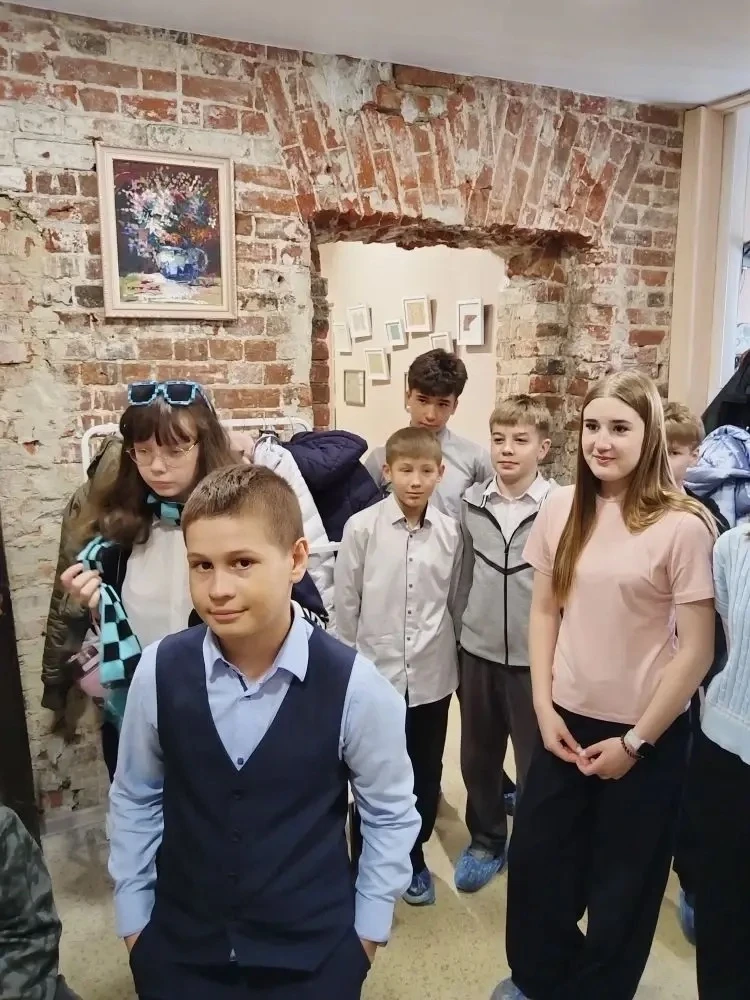 👫13 марта 6В класс (Классный руководитель Гусарова Л.М.) посетил музей непридуманных историй. Ребята