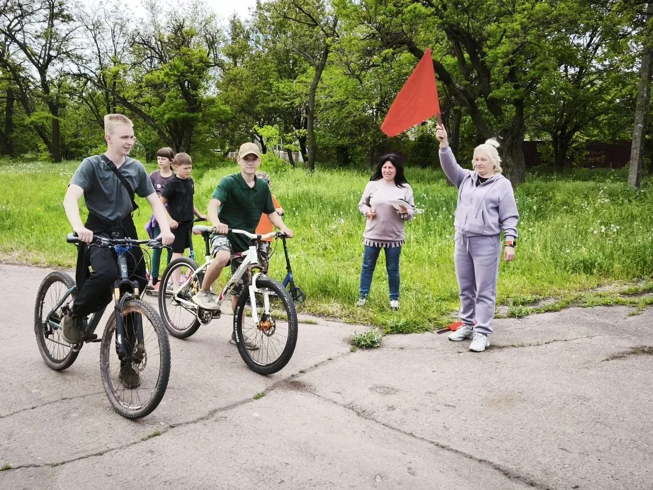 Сегодня, 19.05.26. В Светлодарском Дворце культуры в п Новолуганское состоялось спортив...