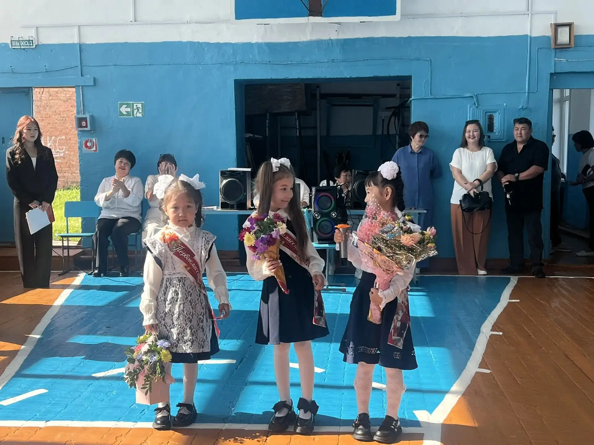 С днем знаний, Гаханская школа!