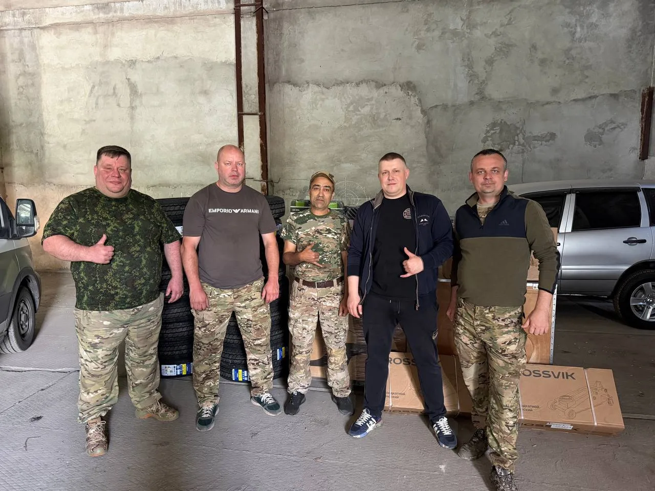 Благотворительный фонд «Башня» приехал на первую точку в Луганскую область к друзьям из ремонтного п