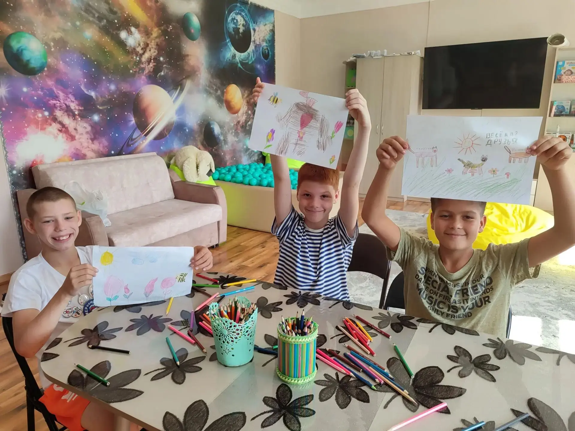 🌈 Отличный день в комнате психологической разгрузки! 🌈