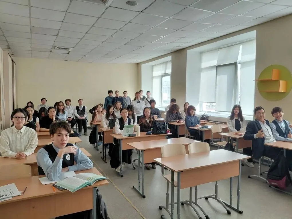 СОЗДАДИМ КОМФОРТНУЮ СРЕДУ.  29 апреля доцент кафедры технических направлений подготовки ЯИВТ Сорошев