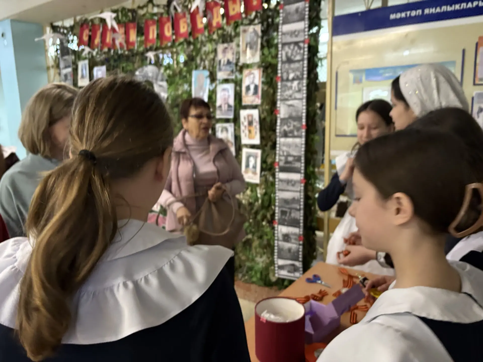 На этой неделе в нашей школе царила творческая атмосфера! Активисты школы 58 провели серию мастер-кл