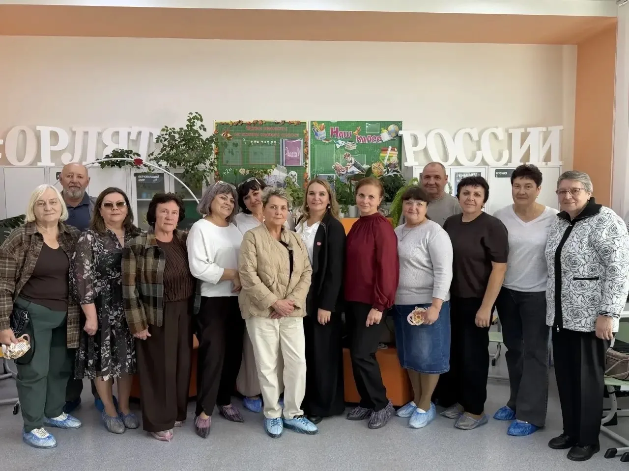 Сегодня праздник на дворе,