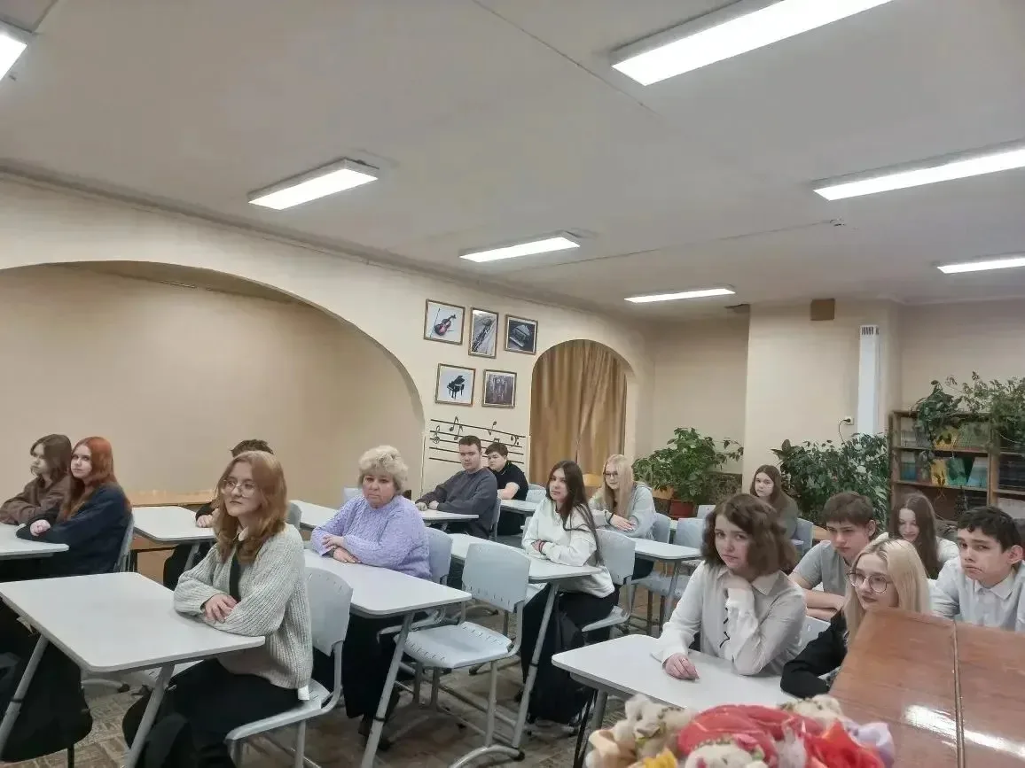 «Никто не забыт, ничто не забыто» 💥В нашей школе прошли уроки памяти, посвящённые 82-й годовщине сня