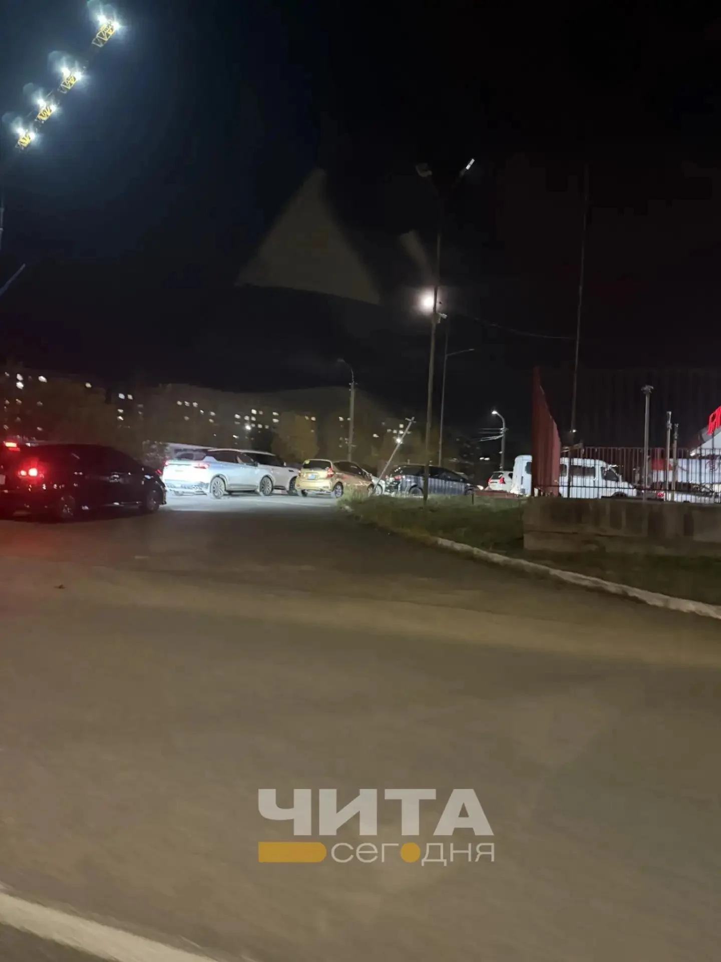 После новости о введении с 23 сентября ограничений по отпуску бензина, на автозаправках...