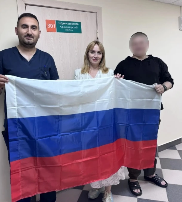 Наш земляк награжден медалью генерала Шаймуратова.

На этот раз место встречи с военнослужащим - в р