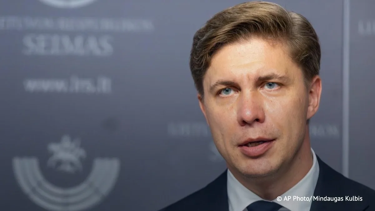 Премьер-министр Литвы Миндаугас Синкявичюс заявил, что не следует пугать общественность информацией 