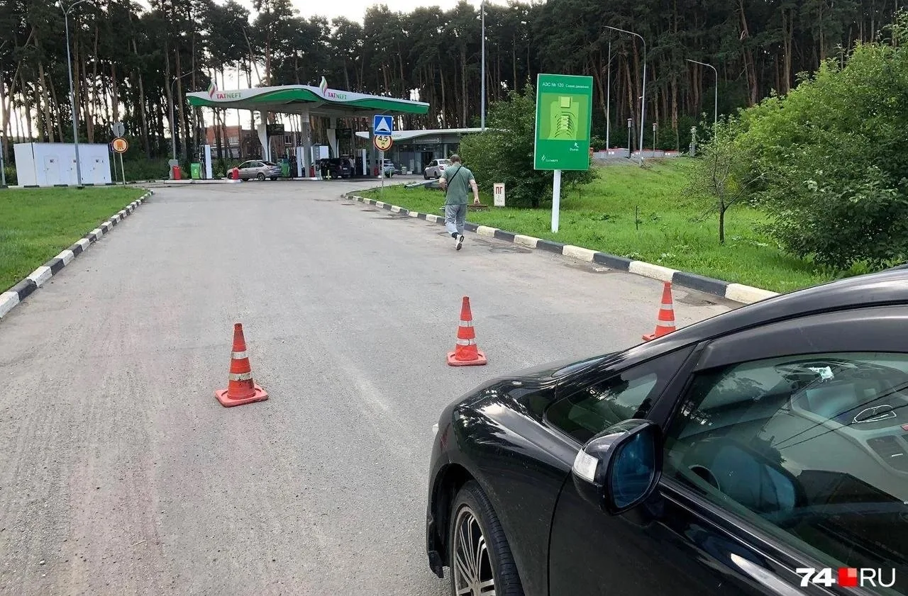 😱❗️В Челябинске «Татнефть» ввела лимиты на продажу топлива на своих АЗС 
 
На заправках «Татнефти» 
