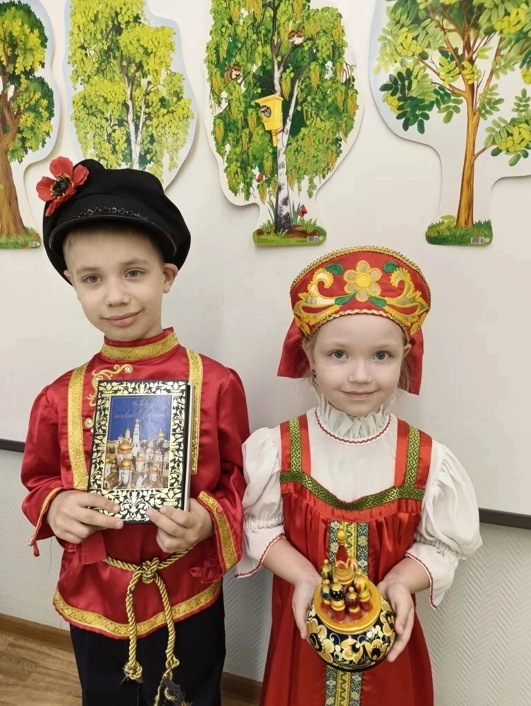 🇷🇺В преддверии Дня России в корпусе "Галактика" прошёл тематический день, посвящённый этому замеча