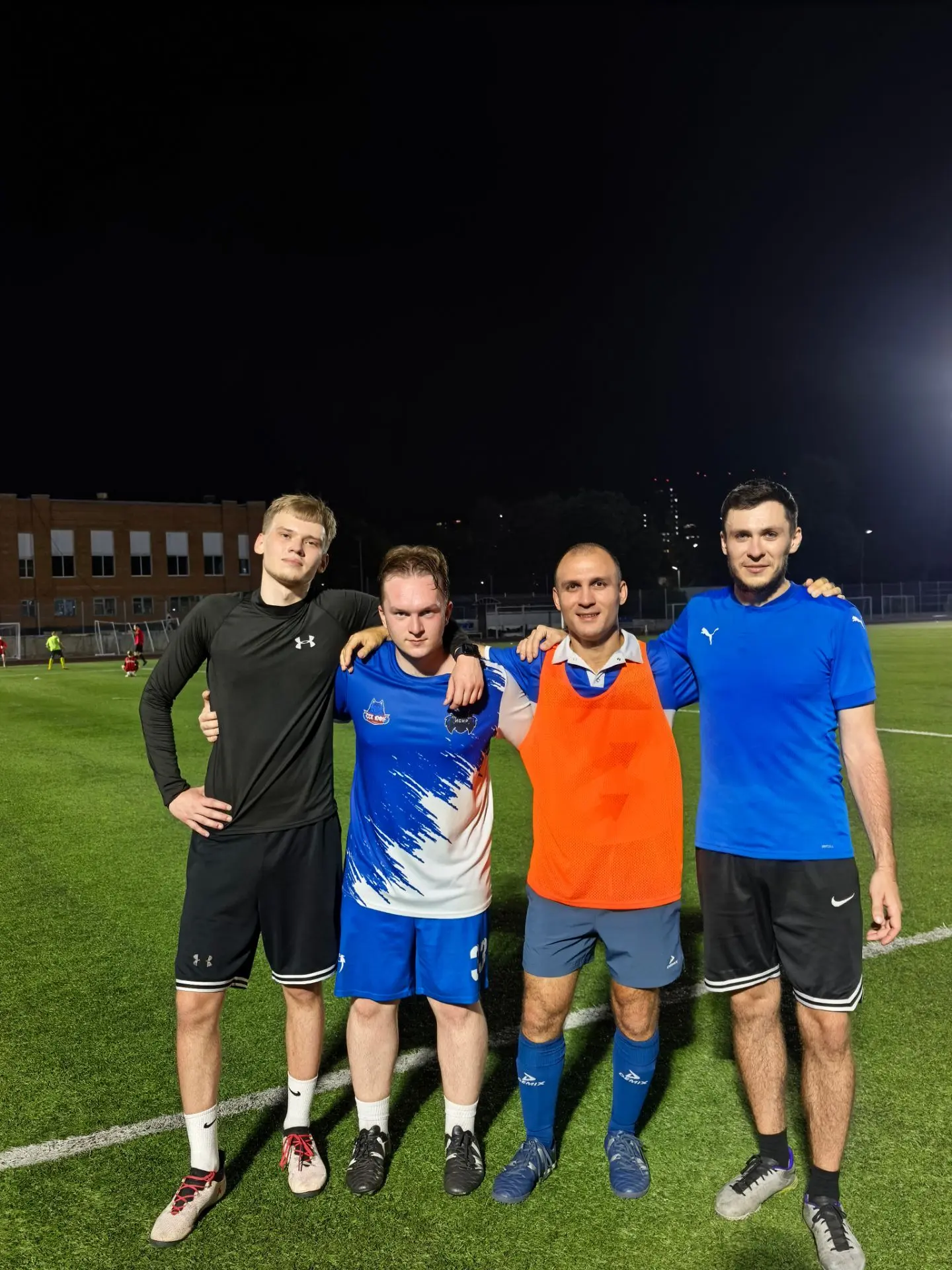 Продолжаем футбольные традиции ⚽ После Чемпионата мира решили попробовать новые схемы игры 😁 Теперь