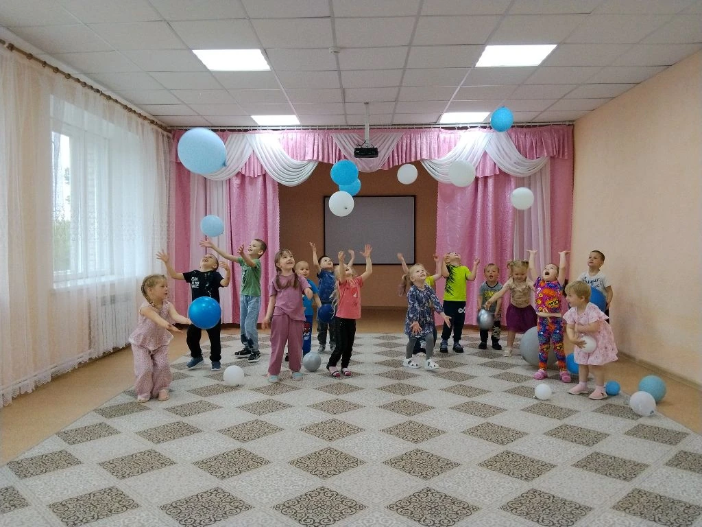 💨 В детском саду прошло мероприятие, посвященное Всемирному дню ветра.

⛵ Дети с интересом узнали, 