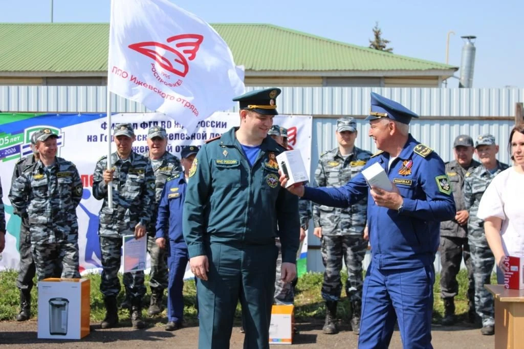 🚂🔥 Соревнования звеньев ГДЗС в гарнизоне г. Агрыз  На базе пожарно-спасательного гарнизона г. Агрыз 