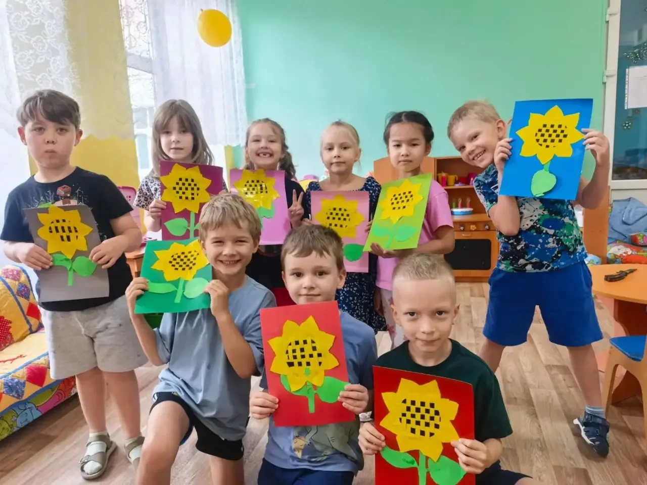 Несмотря на осень за окном, в подготовительной группе солнечное настроение ☀️