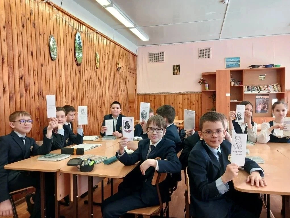 Неделя молодого педагога продолжается🧑‍🏫  Сегодня открытый урок литературы в 5 классе провела Георг