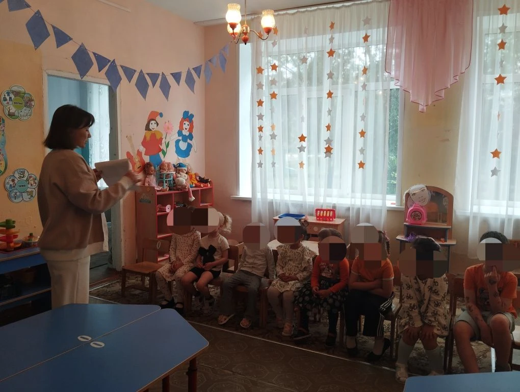Сегодняшнее занятие с Ольгой Николаевной было посвящено изучению эмоций. Дети с интерес...