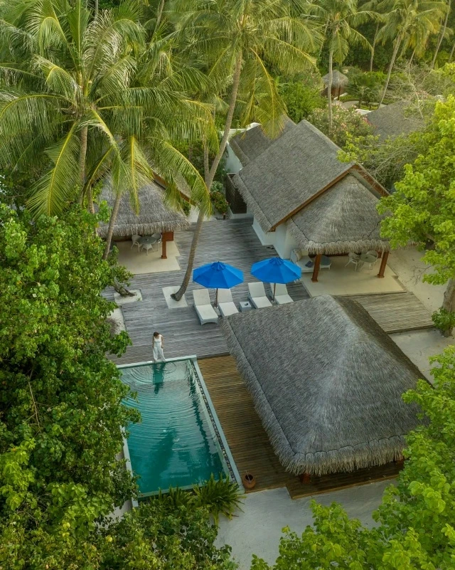 📍 Dusit Thani Maldives