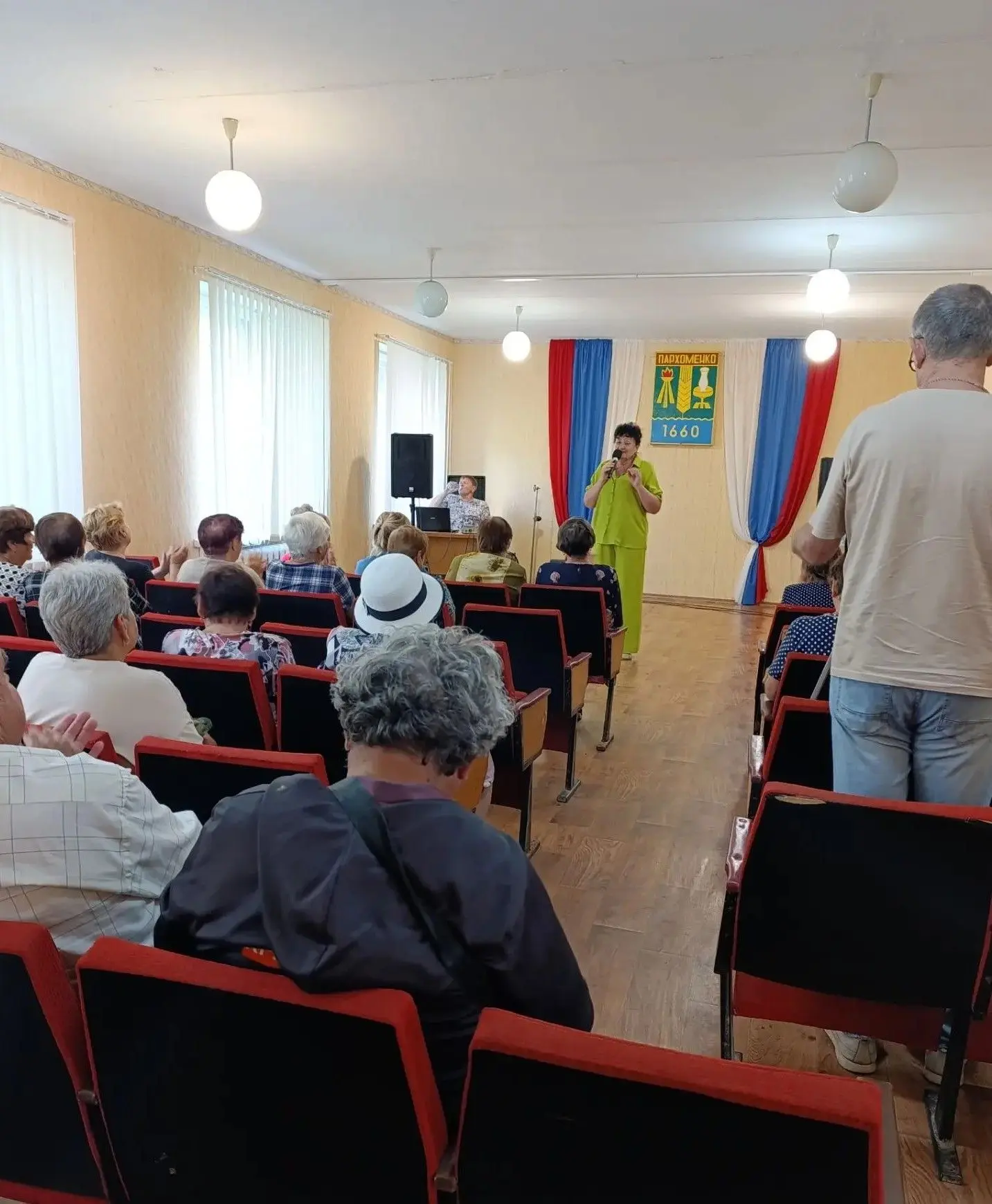 Музыкальный вечер в с.Пархоменко: Суходольский ДК подарил праздник!