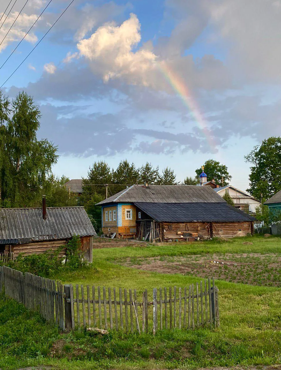Деревенские пейзажи из Кировской глубинки..

📍 Село Боровка
📸 svetloeutro_Olga

Про деревни и уют 