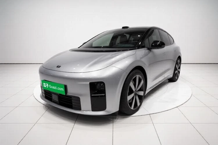 Li Auto L6