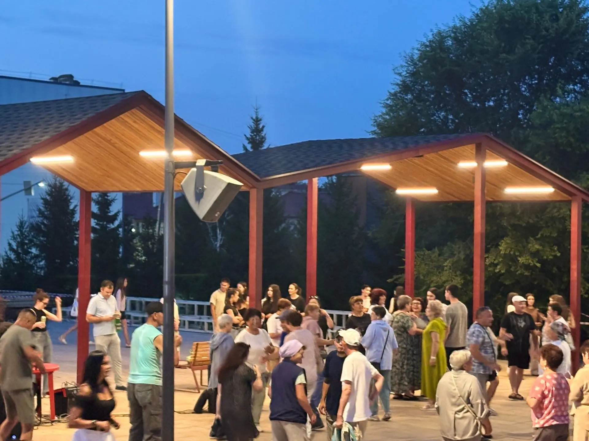Зажигательная вечеринка в парке Р. Ишкаева!🔥
Вчера парк Р. Ишкаева превратился в эпицентр энергии и