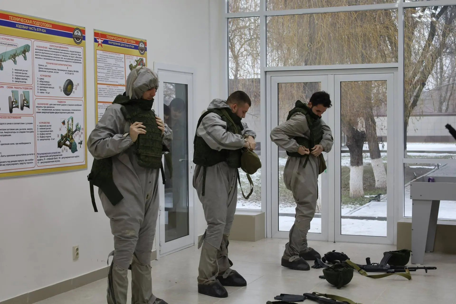 🪖 В Военном учебном центре прошла сдача нормативов по радиационной, химической и биологической защит
