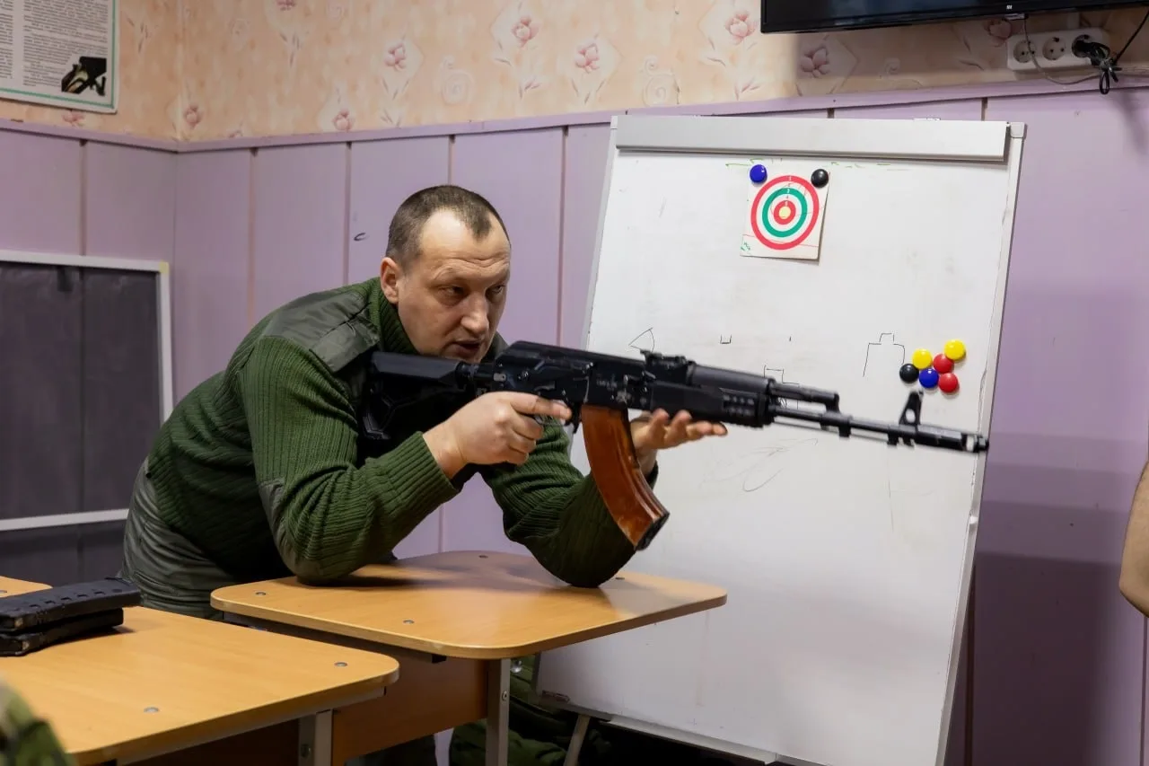 Экс-руководитель уральского отделения Союза добровольцев Донбасса Максим Хлопин погиб на СВО. О его 