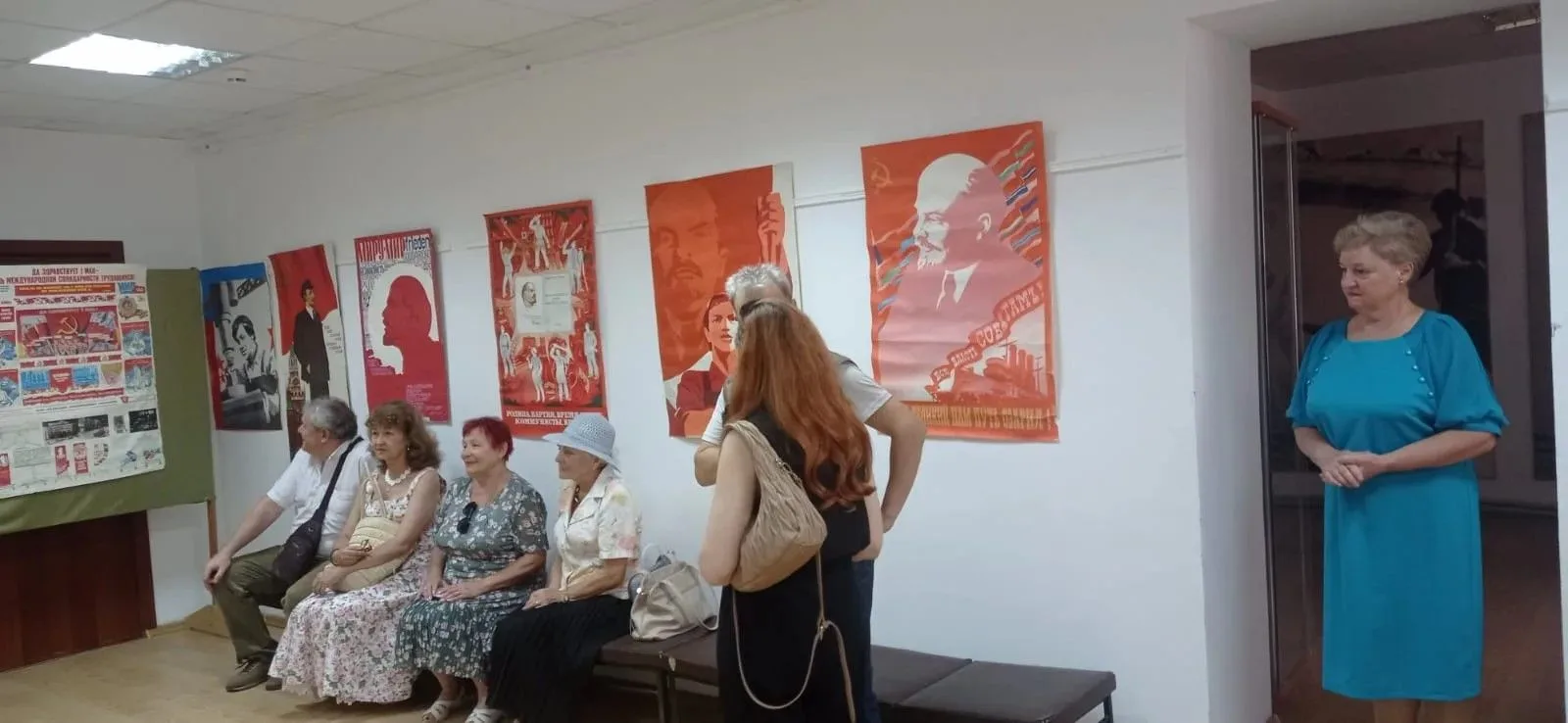 🎨 Выставка «Эхо прошлого в ярких красках плакатов» открылась в Майском районе! 🎨28 ав...