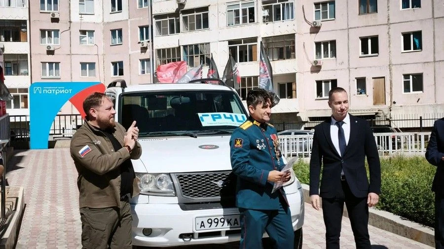 🇷🇺Еще один автомобиль отправят участникам СВО из Якутии🇷🇺