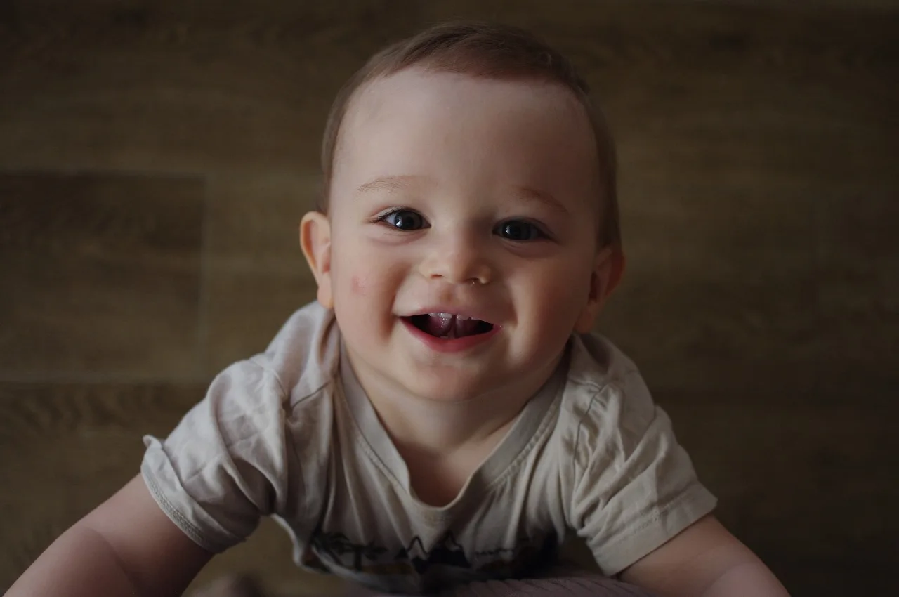 Смотрю на эту улыбку — и весь мир становится чуточку светлее. 😍