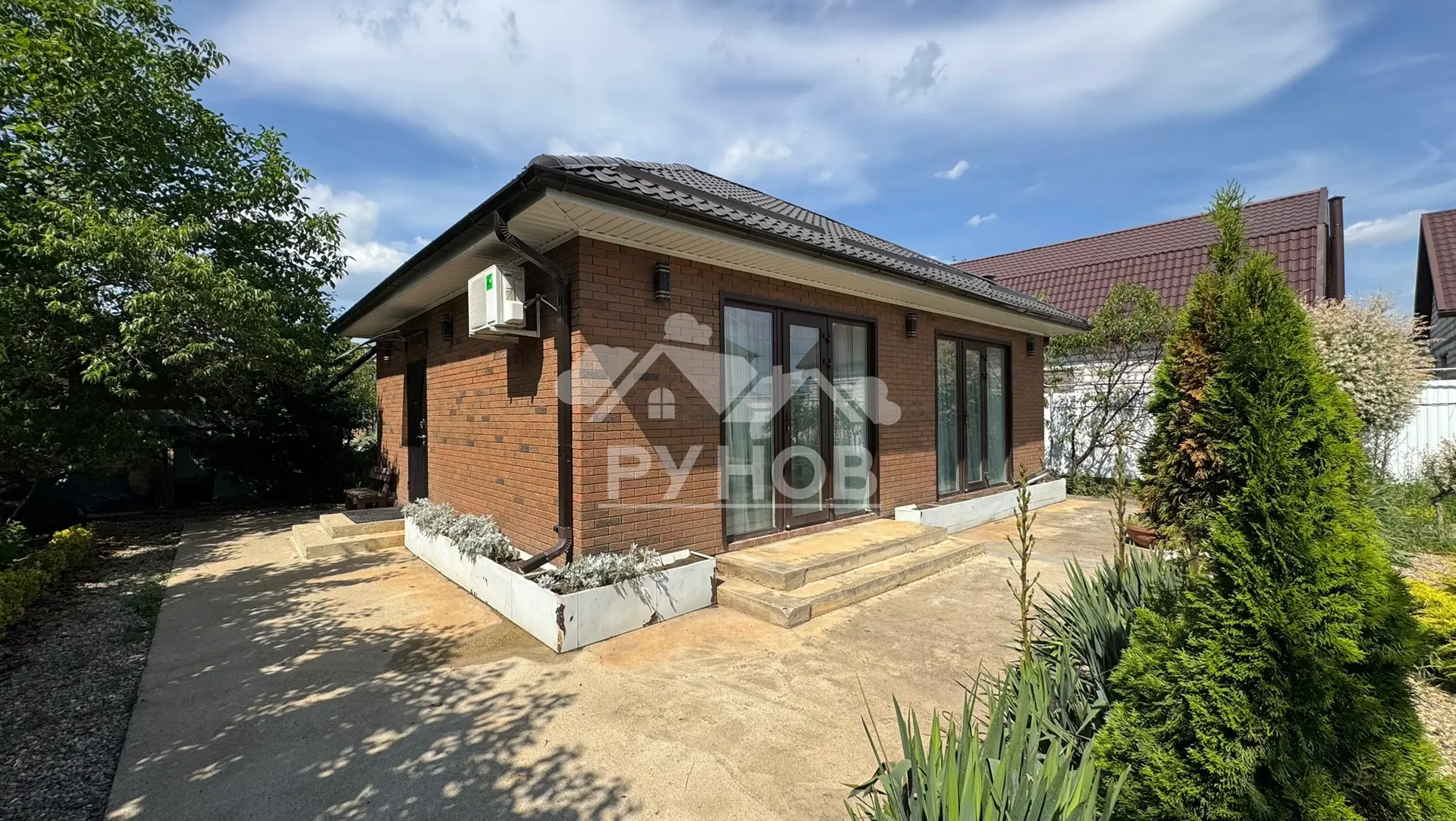 ✔️г. Краснодар, посёлок Берёзовый   
🏠 Дом 63,8 м2 (прихожая, спальня, кухня-гостиная, санузел) + б