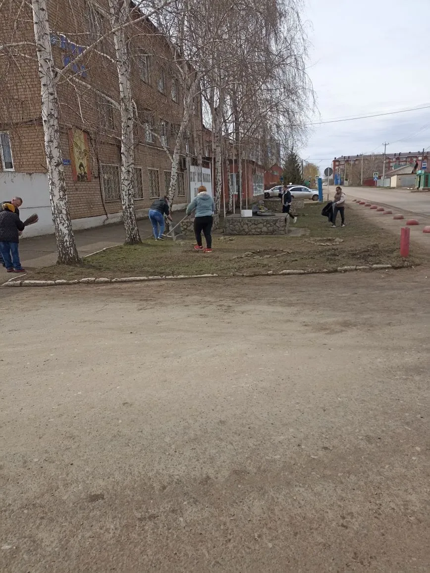 Сотрудники МУП ВКХ приняли участие в субботнике