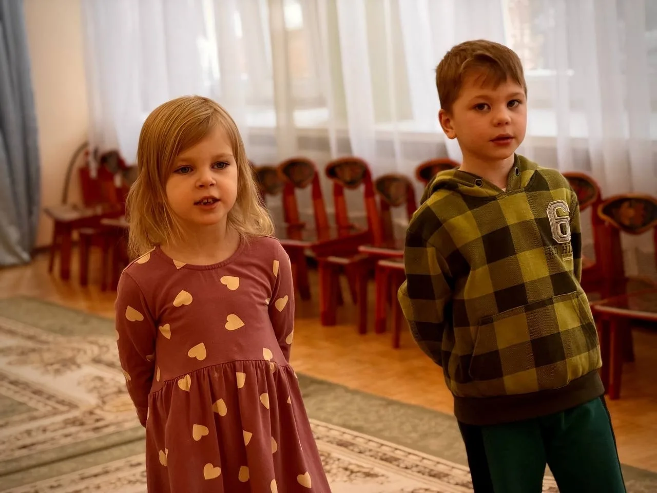 🎵А в Аленьком цветочке уже вовсю идёт подготовка к праздникам!  На занятиях по музыке ребята начали 