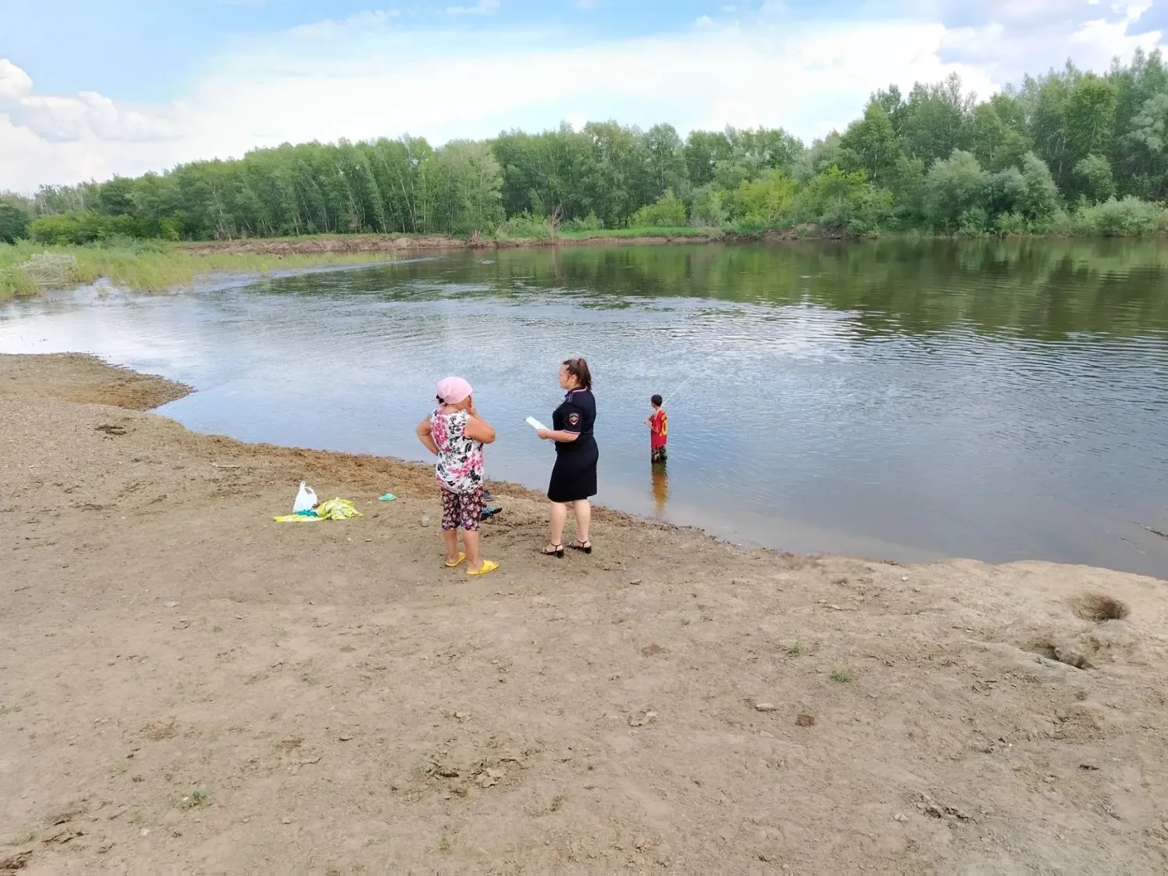 🌊 В Беляевском районе продолжаются профилактические рейды на водных объектах
