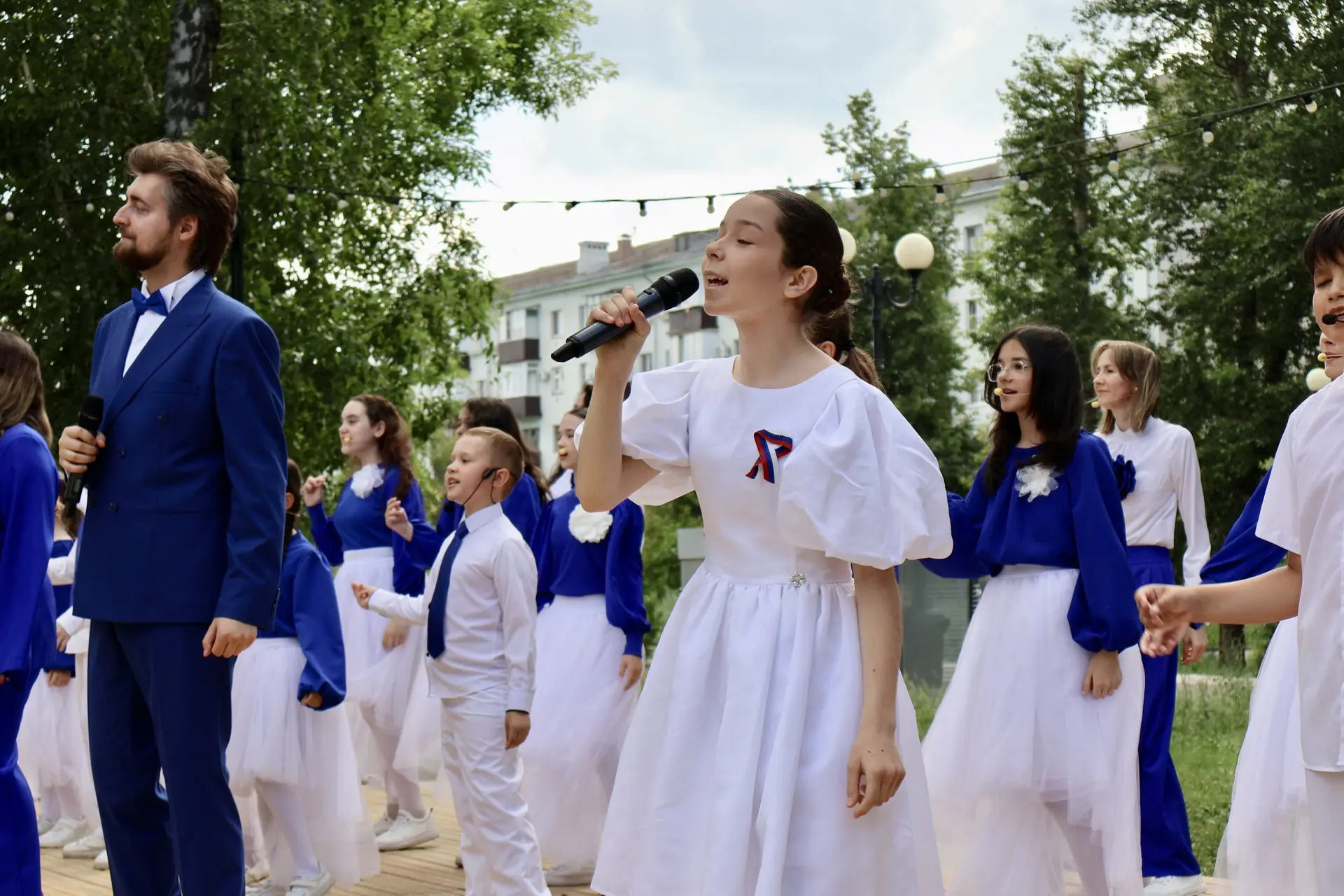 📍Делимся лучшими моментами Дня России 🇷🇺🫶🏻

Собрали самые яркие и праздничные фотографии концер