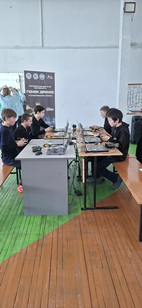 28 марта прошел III районный турнир "Тактика. Спорт. Технологии", где наша школа участвовала в двух 