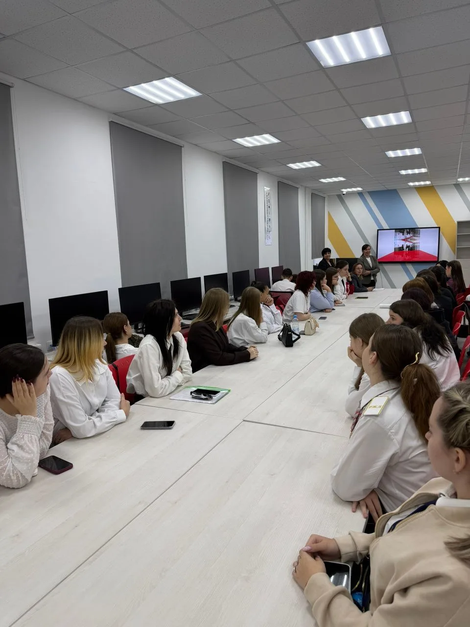 Встреча студентов РГУПС с представителями ФПК: взгляд в будущее железнодорожной отрасли.  Студенты 3